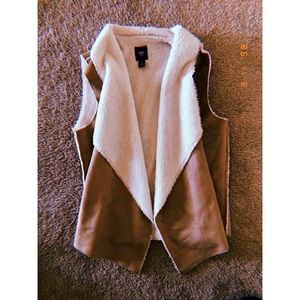 Gap vest 🍂